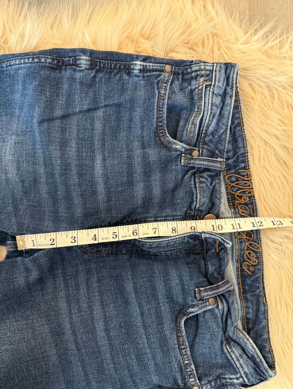 Wrangler High Rise Flare Jeans Medium Wash 32" X 34" - Picture 6 of 9